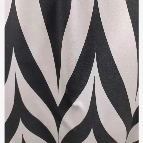 Frank Lyman Black  White Geometric Sleeveless Midi Dress Size 8 - Picture 10 of 10